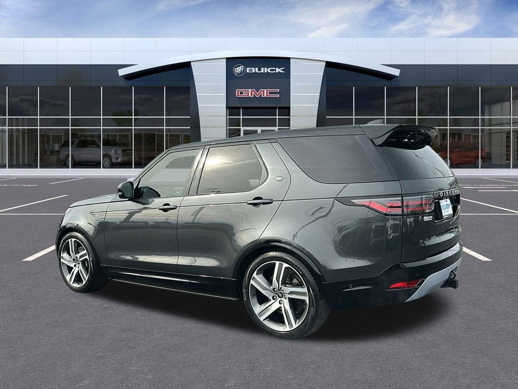 2024 Land Rover Discovery Metropolitan Edition