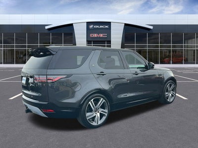 2024 Land Rover Discovery Metropolitan Edition