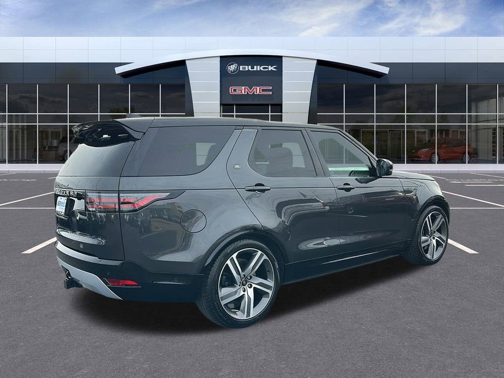 2024 Land Rover Discovery Metropolitan Edition