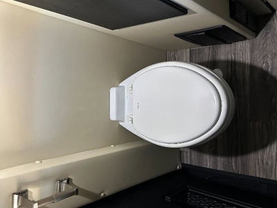 2024 Mercedes-Benz Sprinter Cargo Van High Roof 4-Cyl Diesel HO