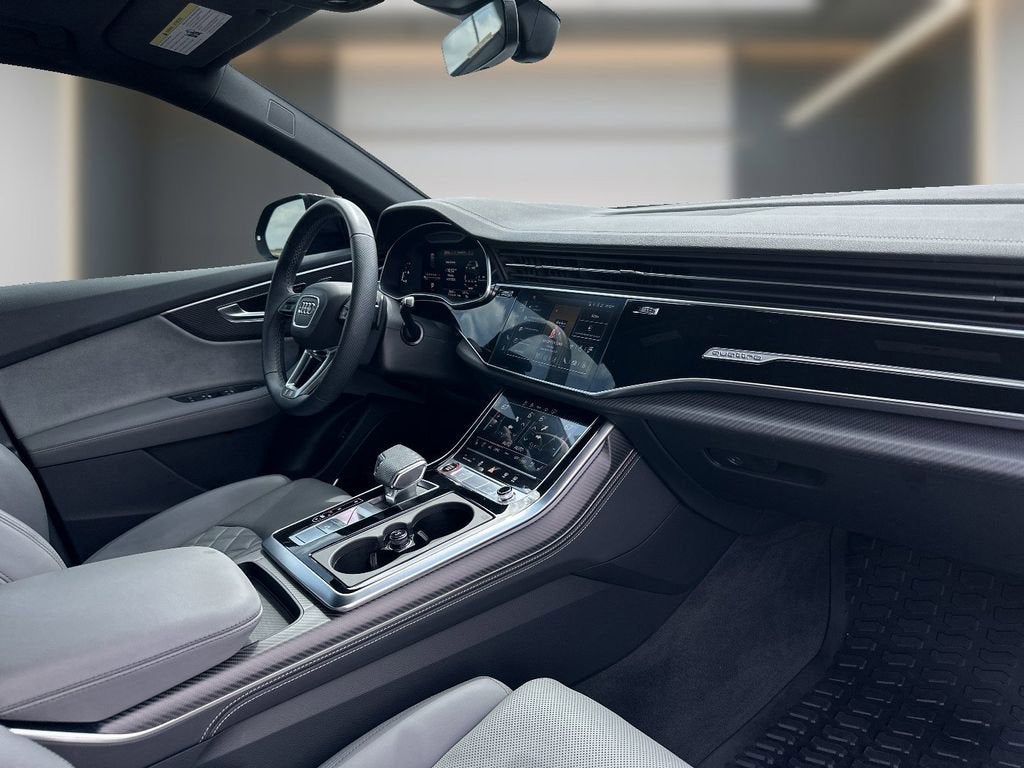 2024 Audi SQ8 Premium Plus