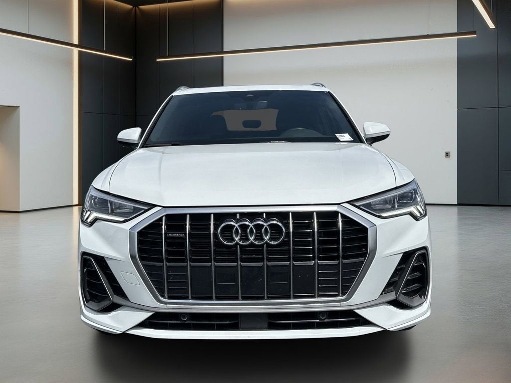 2024 Audi Q3 S line Premium