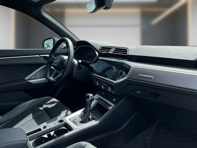 2024 Audi Q3 S line Premium