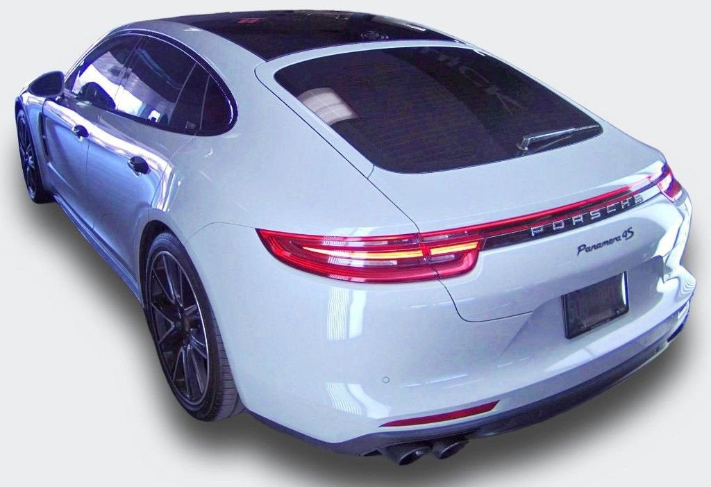 2018 Porsche Panamera 4S