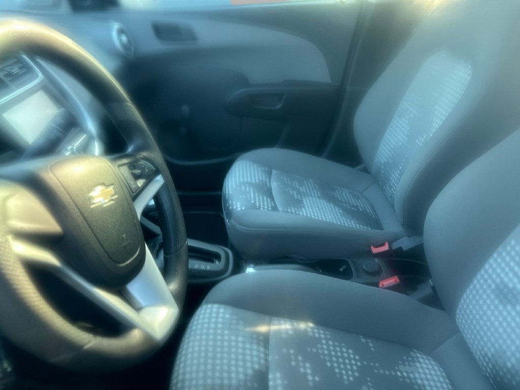 2017 Chevrolet Sonic LS