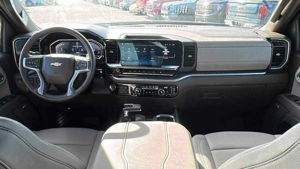 2025 Chevrolet Silverado 1500 LTZ