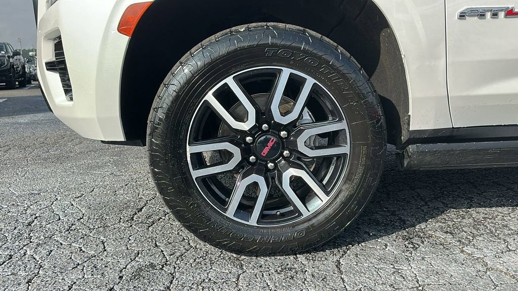 2023 GMC Yukon AT4