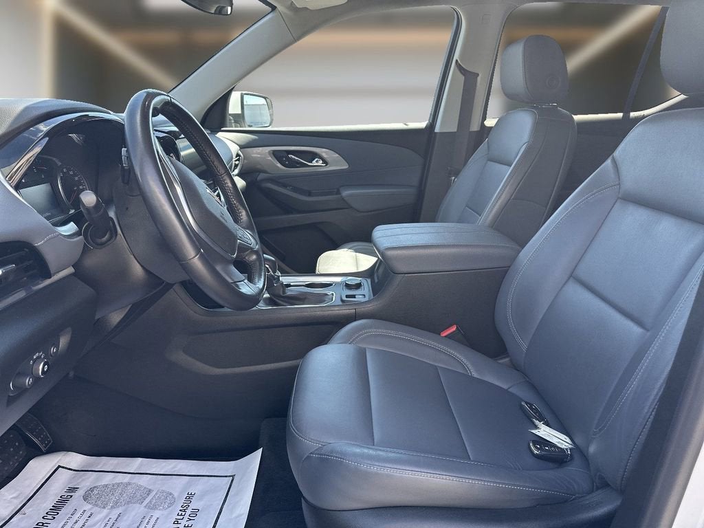 2021 Chevrolet Traverse LT Leather