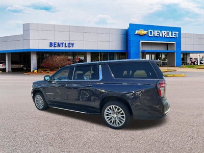 2023 Chevrolet Suburban LT