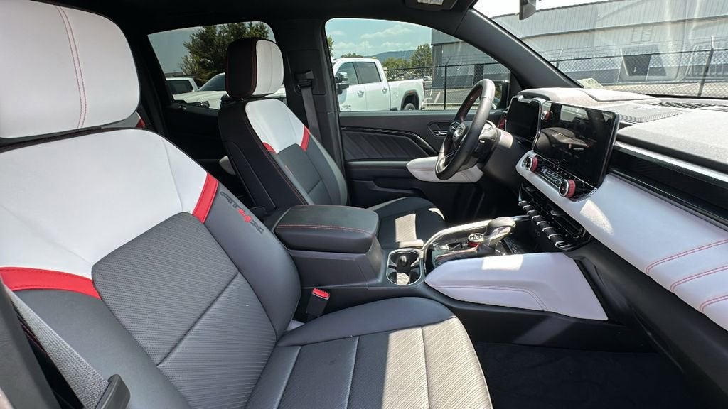 2024 GMC Canyon AT4X