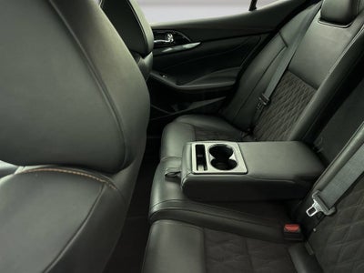 2020 Nissan Maxima SR