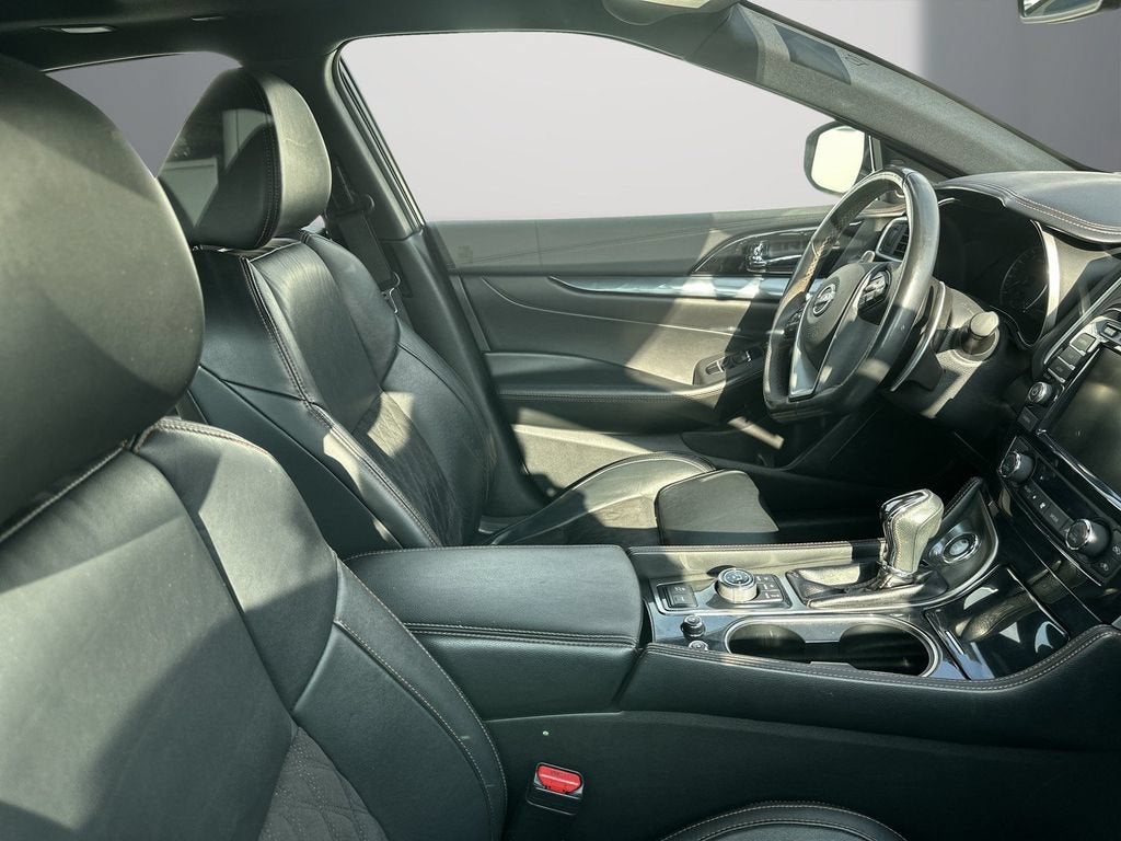2023 Nissan Maxima SR