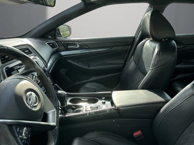 2023 Nissan Maxima SR