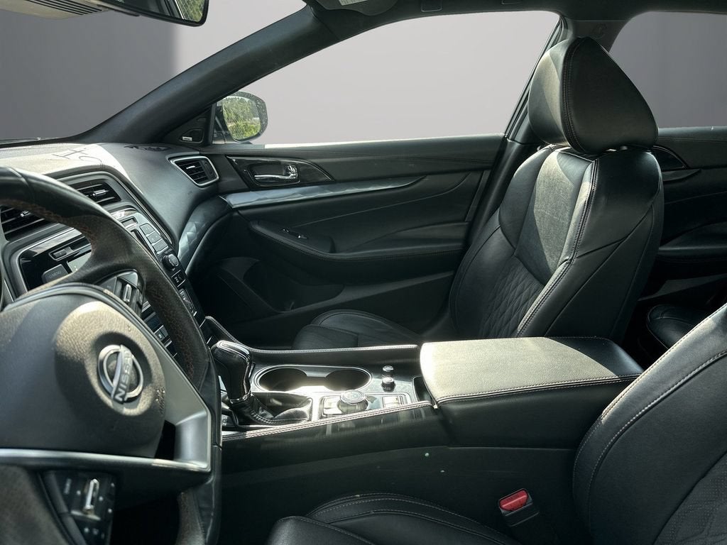 2023 Nissan Maxima SR