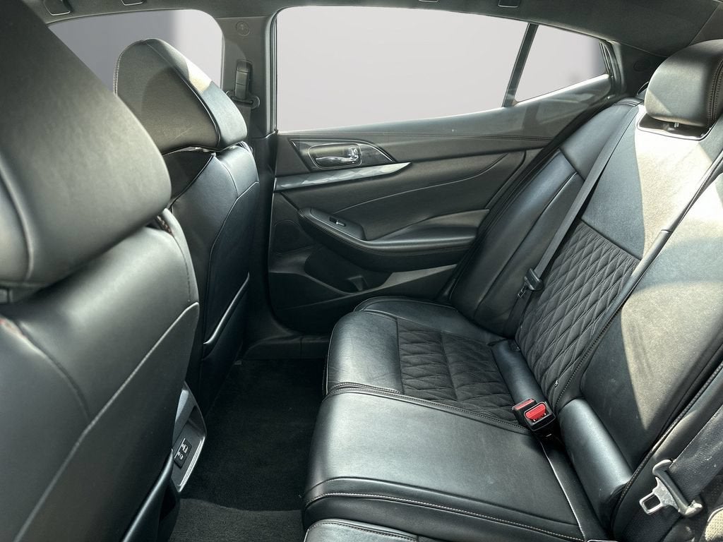 2023 Nissan Maxima SR