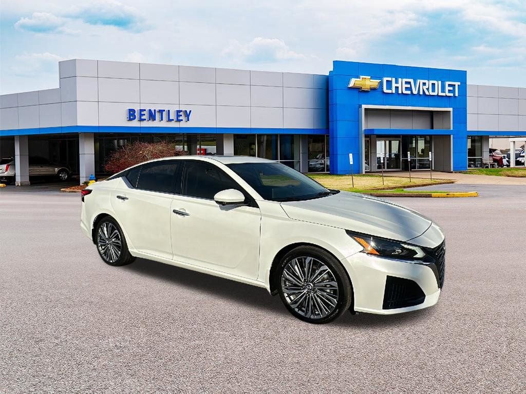 2024 Nissan Altima 2.5 SL