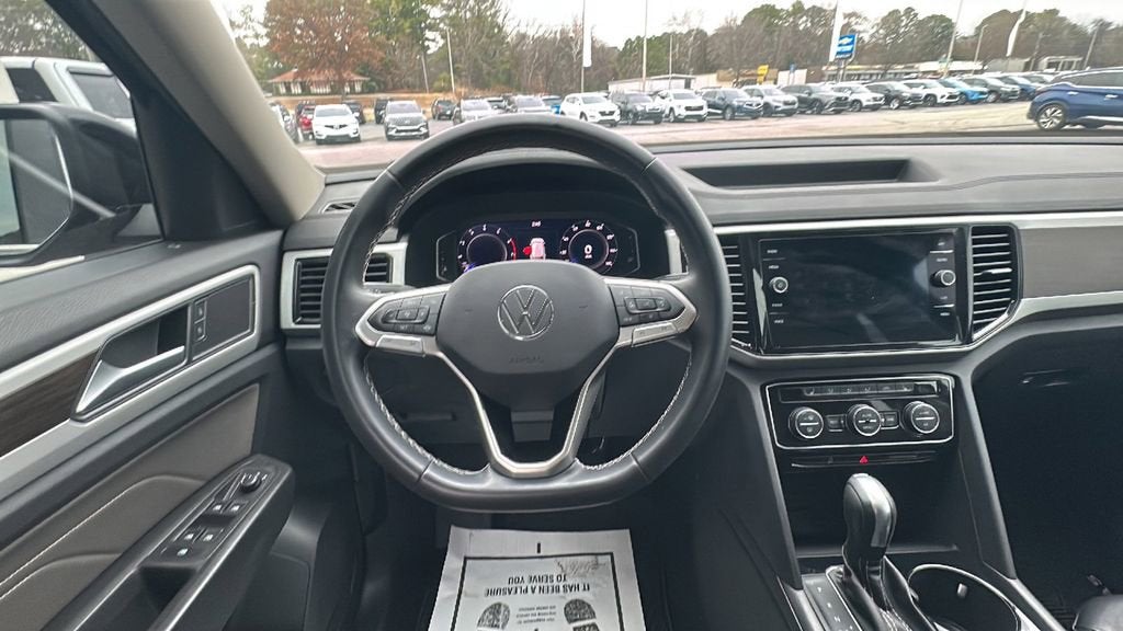 2022 Volkswagen Atlas 3.6L V6 SE w/Technology