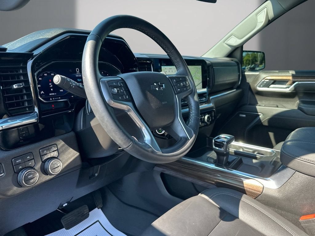 2025 Chevrolet Silverado 1500 RST