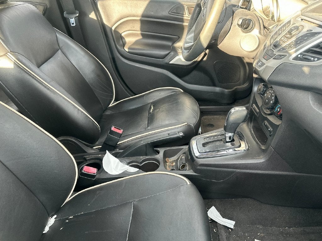 2011 Ford Fiesta SES
