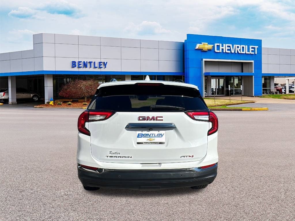 2024 GMC Terrain AT4