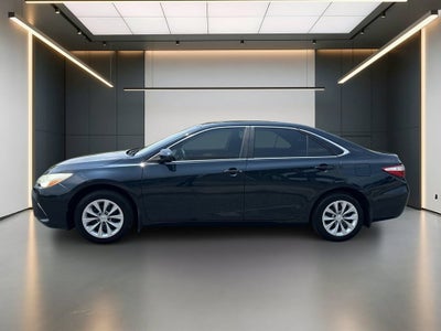 2016 Toyota Camry XLE
