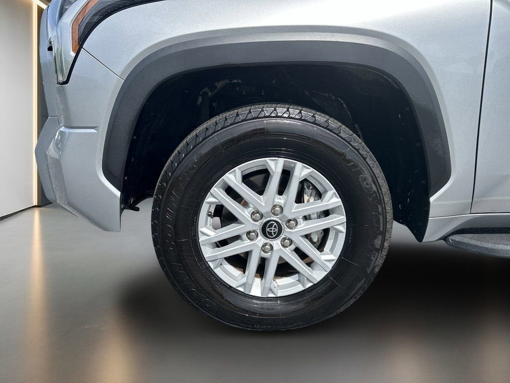 2022 Toyota Tundra 2WD SR5