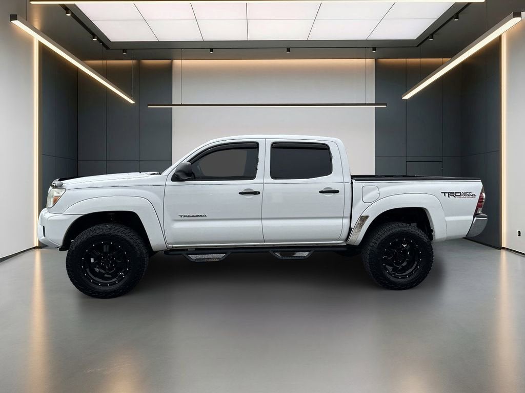 2013 Toyota Tacoma 4WD Double Cab V6 MT (Natl)
