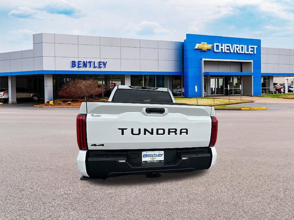 2025 Toyota Tundra 4WD SR5