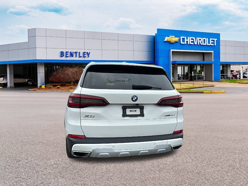 2023 BMW X5 xDrive45e