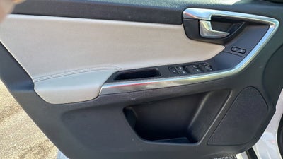 2017 Volvo XC60 T5 FWD