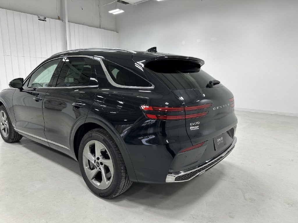 2026 Genesis GV70 2.5T Advanced