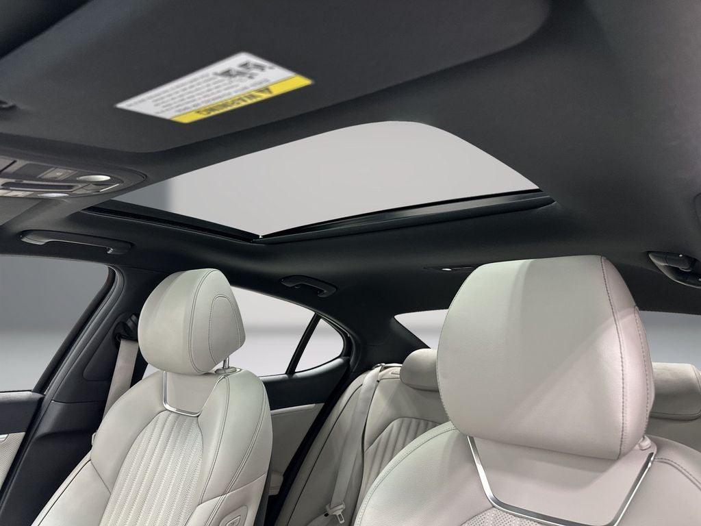 2022 Genesis G70 3.3T