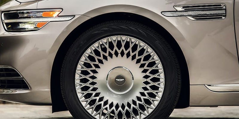 2021 Genesis G90 wheels